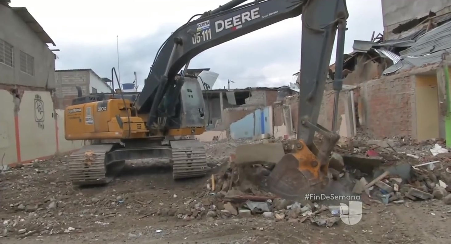 Pedernales, una ciudad destruída tras terremoto en Ecuador
